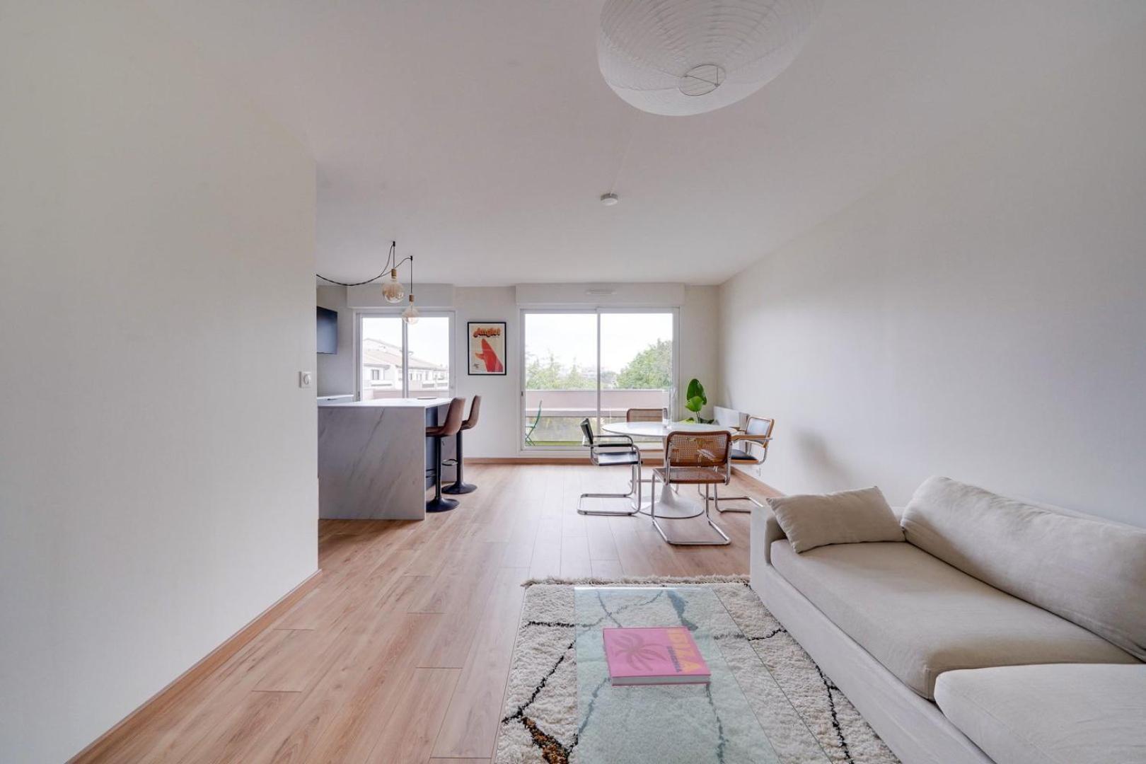 Nice Apartment With Balcony St Genes And Parking Bordeaux Exterior foto